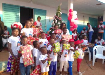 Katiola/Arbre de Noel 2022 : l’Ong «hope» cadeaute plus de 300 enfants