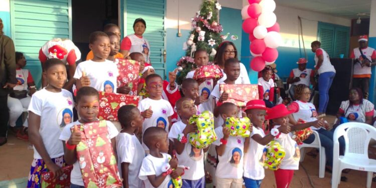 Katiola/Arbre de Noel 2022 : l’Ong «hope» cadeaute plus de 300 enfants