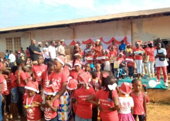 Gagnoa/ Le président Ouattara offre la noël à 4000 enfants