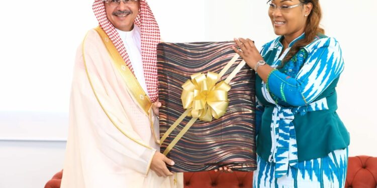Côte d’Ivoire-Arabie saoudite: Belmonde Dogo reçoit l’ambassadeur ALSOBAIEE