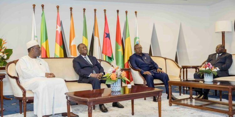 Les photos du 23ème Sommet ordinaire des Chefs d&rsquo;Etat et de Gouvernement de l&rsquo;UEMOA, le 05 décembre 2022, au Sofitel Abidjan.