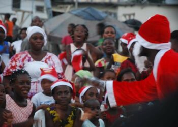 Arbre de Noël à Cocody : Danho Guy-Roland comble 2000 enfants des six villages Atchan
