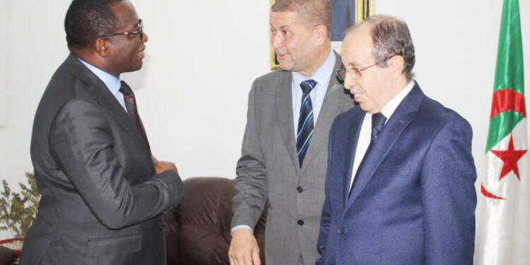 Chan Algérie 2023/ Le ministre des sports Claude Danho Paulin conduit une délégation du 13 janvier au 04 février, en Algérie