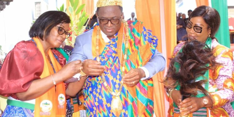 Vœux des maires au ministre Danho Paulin Claude, président du bureau exécutif de l’UVICOCI le 26 janvier au siège de leur union.