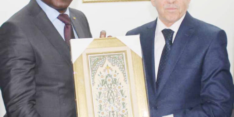 Chan Algérie 2023/ Le ministre des sports Claude Danho Paulin conduit une délégation du 13 janvier au 04 février, en Algérie