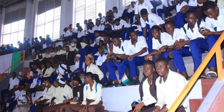 Rentrée Fédérale et journée du mérite sportif, le ministre des sports Danho Paulin Claude, honore le monde sportif, le 26 janvier au palais à Abidjan.