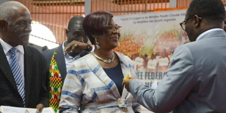 Rentrée Fédérale et journée du mérite sportif, le ministre des sports Danho Paulin Claude, honore le monde sportif, le 26 janvier au palais à Abidjan.