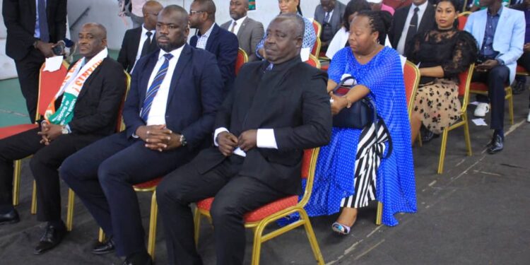 Rentrée Fédérale et journée du mérite sportif, le ministre des sports Danho Paulin Claude, honore le monde sportif, le 26 janvier au palais à Abidjan.