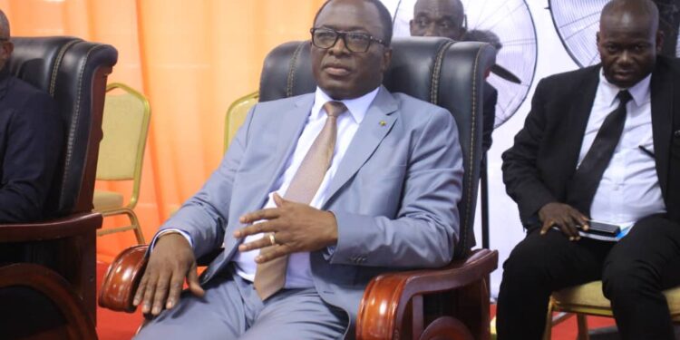 Rentrée Fédérale et journée du mérite sportif, le ministre des sports Danho Paulin Claude, honore le monde sportif, le 26 janvier au palais à Abidjan.