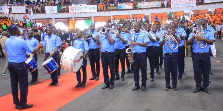 Rentrée Fédérale et journée du mérite sportif, le ministre des sports Danho Paulin Claude, honore le monde sportif, le 26 janvier au palais à Abidjan.