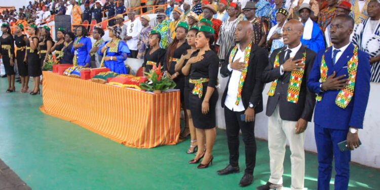 Rentrée Fédérale et journée du mérite sportif, le ministre des sports Danho Paulin Claude, honore le monde sportif, le 26 janvier au palais à Abidjan.