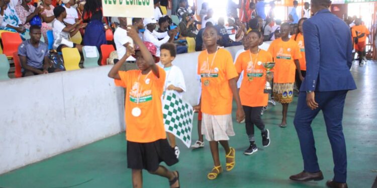 Rentrée Fédérale et journée du mérite sportif, le ministre des sports Danho Paulin Claude, honore le monde sportif, le 26 janvier au palais à Abidjan.