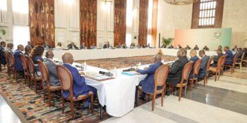 Gouvernement : le Président Alassane Ouattara salue les résultats obtenus dans un contexte mondial particulièrement difficile