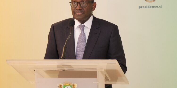 Les photos de la Réunion du Conseil National de Sécurité (CNS) présidé par SEM Alassane Ouattara,  le jeudi 12 janvier 2023, au Palais Présidentiel