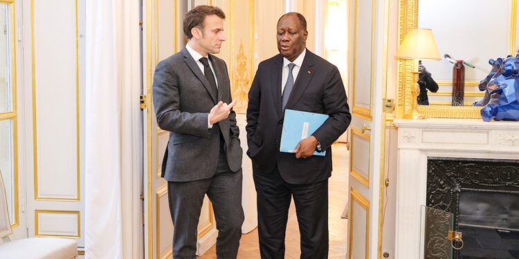 Déjeuner de travail du Président Alassane OUATTARA, avec son homologue français,  Emmanuel MACRON, le 25 janvier, à l’Elysée.