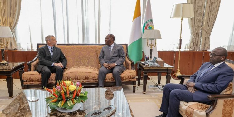 Le président Alassane Ouattara, a eu un entretien avec l’ambassadeur des USA le 31 janvier au palais présidentiel à Abidjan.
