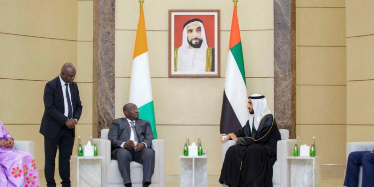 Le Vice-Président de la Côte d’Ivoire, Tiémoko Meyliet KONE, avec le Président fondateur du groupe émirati Amea Power, le 15 janvier 2023, à Abu Dhabi.
