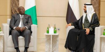 Le Vice-Président de la Côte d&rsquo;Ivoire, Tiémoko Meyliet KONE, avec le Président fondateur du groupe émirati Amea Power, le 15 janvier 2023, à Abu Dhabi.