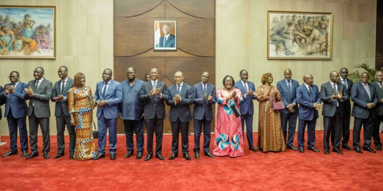 Les photos de l’accueil des 46 Soldats ivoiriens précédemment détenus au Mali, par le Président Alassane OUATTARA, le 7 janvier 2023 à l’aéroport Houphouët Boigny d’Abidjan.
