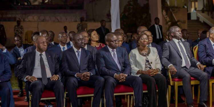 Les photos de l’accueil des 46 Soldats ivoiriens précédemment détenus au Mali, par le Président Alassane OUATTARA, le 7 janvier 2023 à l’aéroport Houphouët Boigny d’Abidjan.
