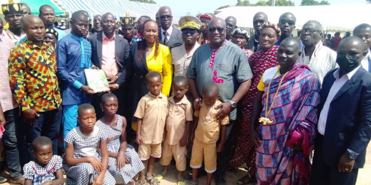 Tiébissou/Education nationale: Plus de 14 000 kits scolaires distribués