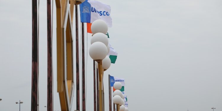 Les images de la remise du prix Félix Houphouët Boigny pour la paix  à Angela Merkel, à Yamoussoukro le 8 février 2023