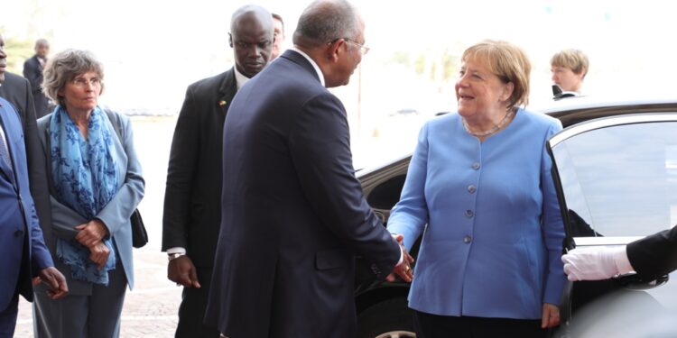 Les images de la remise du prix Félix Houphouët Boigny pour la paix  à Angela Merkel, à Yamoussoukro le 8 février 2023