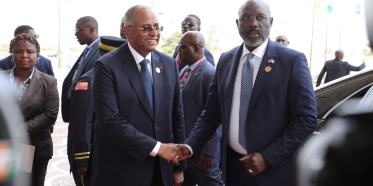 Les images de la remise du prix Félix Houphouët Boigny pour la paix  à Angela Merkel, à Yamoussoukro le 8 février 2023