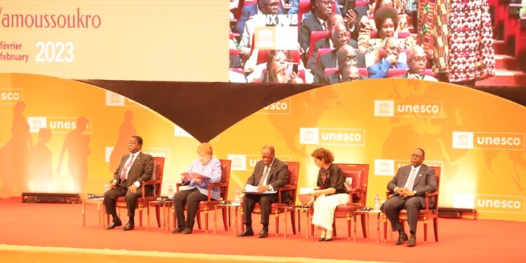 Les images de la remise du prix Félix Houphouët Boigny pour la paix  à Angela Merkel, à Yamoussoukro le 8 février 2023