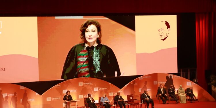 Les images de la remise du prix Félix Houphouët Boigny pour la paix  à Angela Merkel, à Yamoussoukro le 8 février 2023