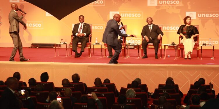 Les images de la remise du prix Félix Houphouët Boigny pour la paix  à Angela Merkel, à Yamoussoukro le 8 février 2023