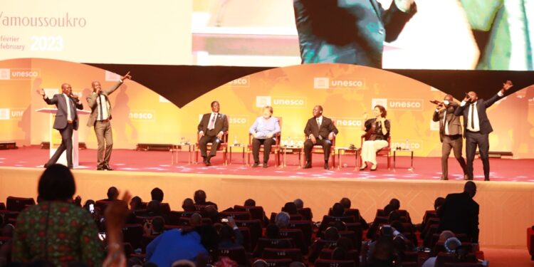 Les images de la remise du prix Félix Houphouët Boigny pour la paix  à Angela Merkel, à Yamoussoukro le 8 février 2023