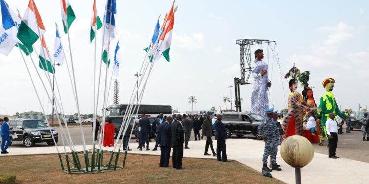 Les images de la remise du prix Félix Houphouët Boigny pour la paix  à Angela Merkel, à Yamoussoukro le 8 février 2023