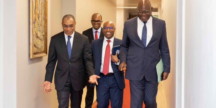 Le Vice-Président, Tiémoko Meyliet KONE, a reçu en audience l’Administrateur du FMI pour la Côte d’Ivoire, M. Facinet SYLLA, le 28 février 2023, au Palais Présidenciel à Abidjan