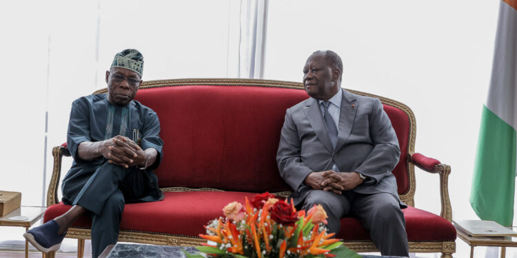 Promotion de la paix et de la sécurité : Olusegun OBASANJO à l’école de Ouattara