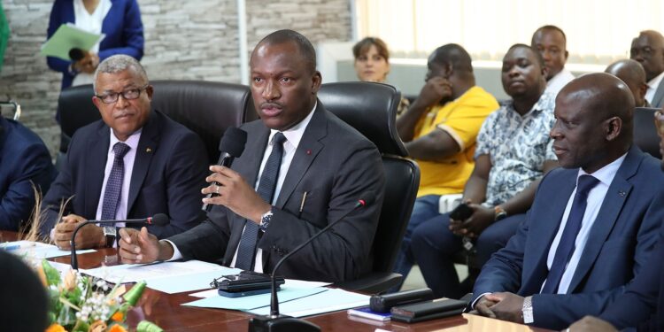 L’Etat de Côte d’Ivoire envoie 15 jeunes ivoiriens se faire former en France