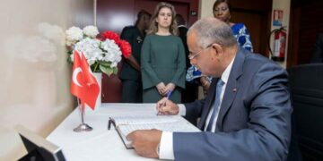 Séisme en Turquie et en Syrie–Patrick Achi exprime la compassion de la Côte d’Ivoire
