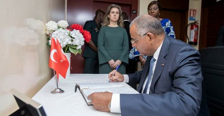 Séisme en Turquie et en Syrie–Patrick Achi exprime la compassion de la Côte d’Ivoire