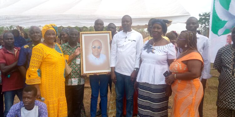 Tiébissou/Rhdp: les femmes rendent hommage à Inza Sylla