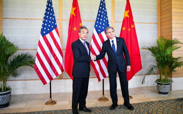 Chine-Etats Unis : Wang Yi et Blinken se sont parlé à Munich