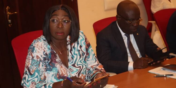 CAN 2023 en Côte d’Ivoire : le Premier ministre Patrick Achi a reçu en audience des émissaires de la CAF.