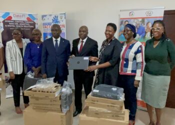 Les États Unis offrent des équipements électroniques pour le renforcement du système national d’information sanitaire