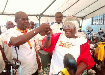 Projet «un enseignant, une moto»: La MUPEMENET-CI remet à 85 souscripteurs des engins motorisés