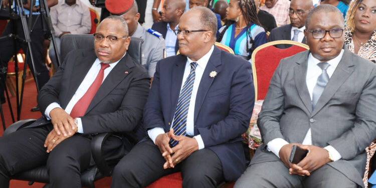 Les photos de la prestation de serment de deux nouveaux membres de la Commission Centrale de la CEI, au Conseil Constitutionnel le mercredi 01 mars 2023.