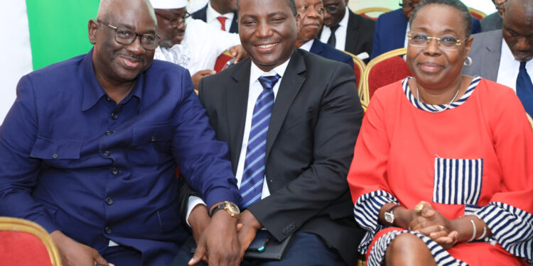 Les photos de la prestation de serment de deux nouveaux membres de la Commission Centrale de la CEI, au Conseil Constitutionnel le mercredi 01 mars 2023.