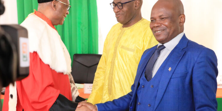 Les photos de la prestation de serment de deux nouveaux membres de la Commission Centrale de la CEI, au Conseil Constitutionnel le mercredi 01 mars 2023.