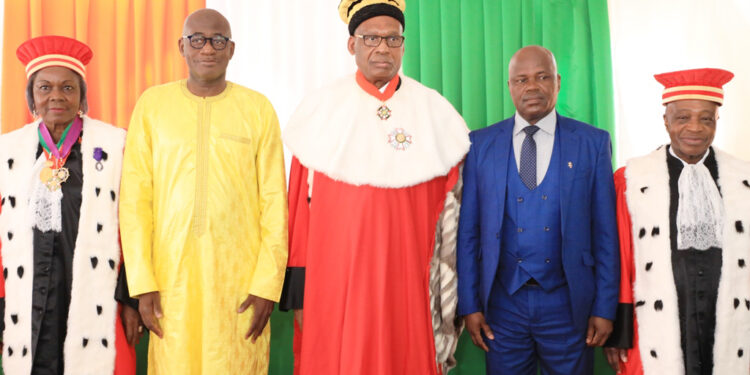 Les photos de la prestation de serment de deux nouveaux membres de la Commission Centrale de la CEI, au Conseil Constitutionnel le mercredi 01 mars 2023.