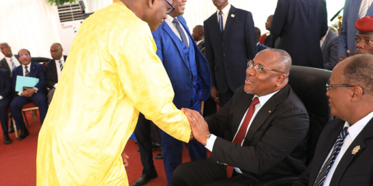 Les photos de la prestation de serment de deux nouveaux membres de la Commission Centrale de la CEI, au Conseil Constitutionnel le mercredi 01 mars 2023.