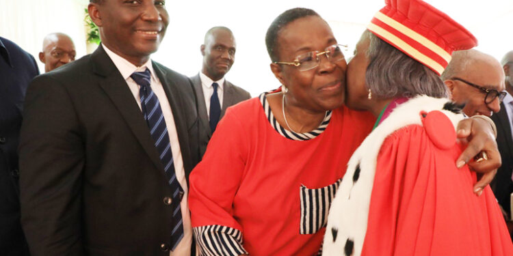 Les photos de la prestation de serment de deux nouveaux membres de la Commission Centrale de la CEI, au Conseil Constitutionnel le mercredi 01 mars 2023.