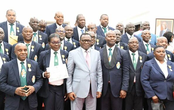 Maracana : 53 officiels et athlètes faits officiers et chevaliers dans l’ordre du mérite sportif